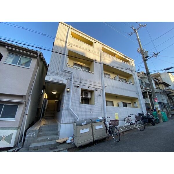 プチシャトー宮之阪の外観