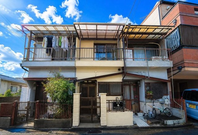枚方市星丘テラスの外観