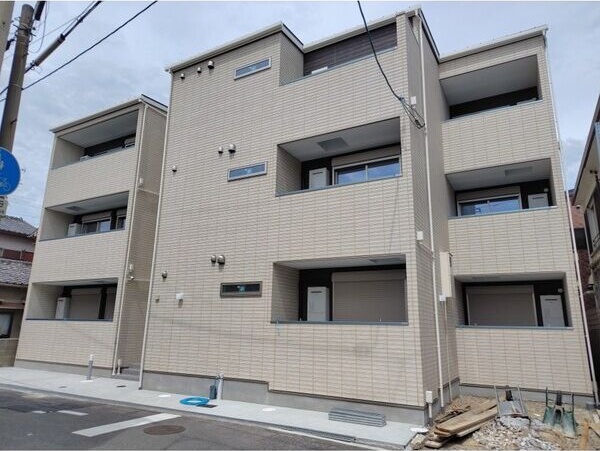 CASA　CALMA上野口の外観