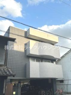 澤仁ハイツの外観