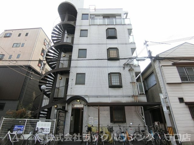 プレアール中宮