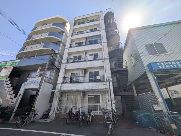 エムロード赤川