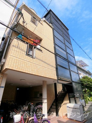 ラティス守口