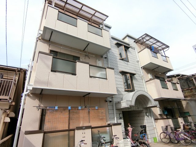 門真市月出町の賃貸マンションの外観