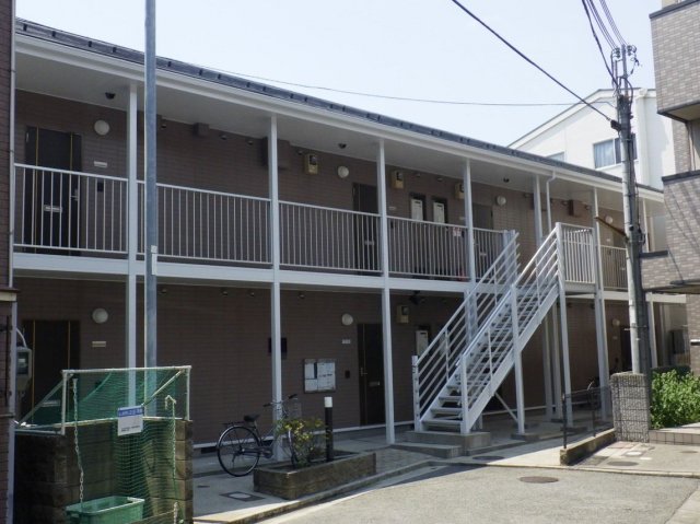 レオパレスアズール新大阪