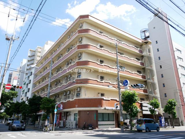 フローライト新大阪の外観