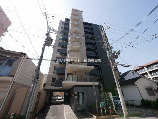 ES-Grande Umedakitaの外観