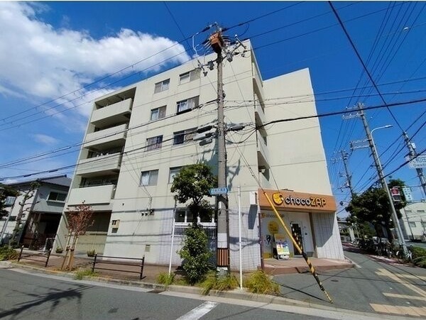 大和田ローズマンションの外観
