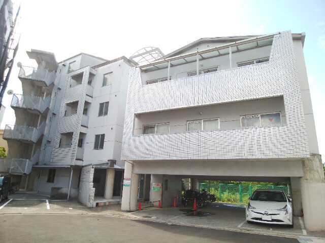 大阪市東淀川区井高野1丁目の賃貸マンション