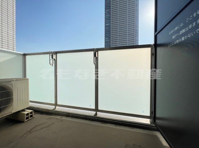 バルコニー バルコニー