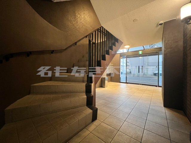 エントランス エントランス