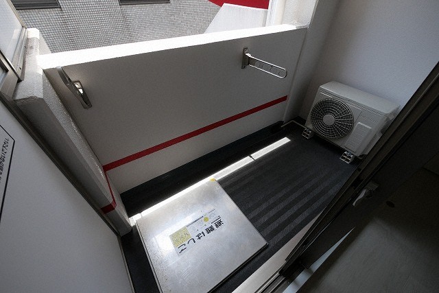 バルコニー バルコニー