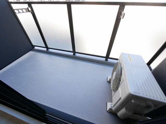 バルコニー バルコニー