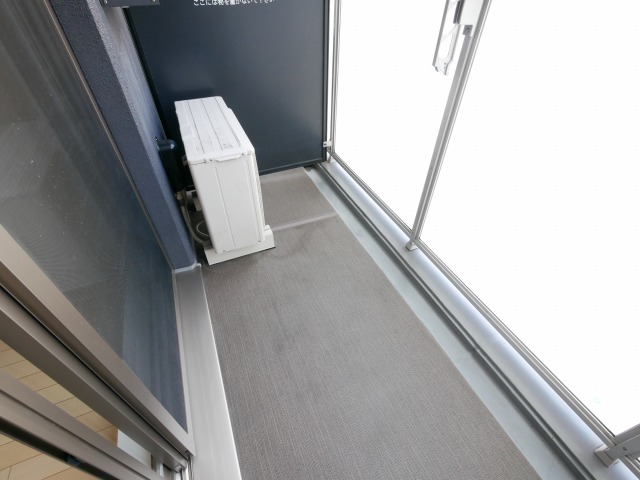 バルコニー バルコニー