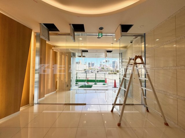 エントランス エントランス