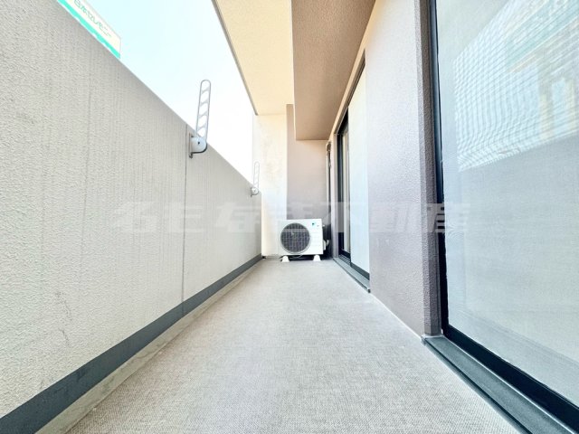 バルコニー バルコニー