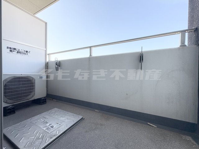 バルコニー バルコニー