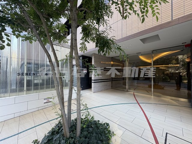 エントランス エントランス