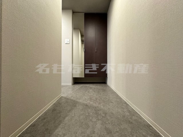 玄関 玄関