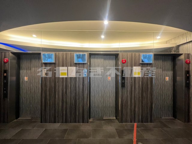 エントランス エントランス