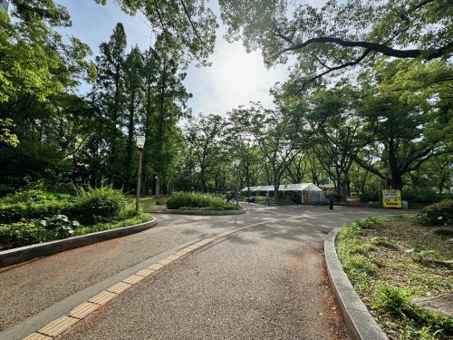 【公園】靭公園まで1964m 【公園】靭公園まで1964m