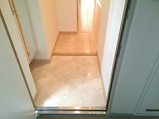 玄関 玄関