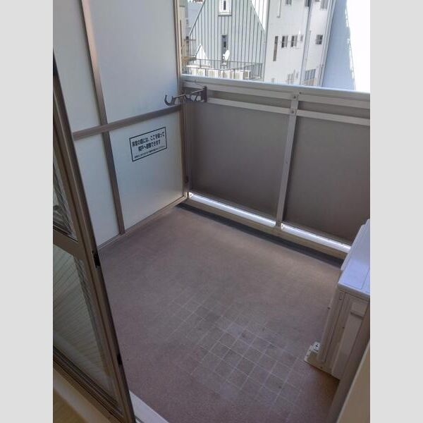 バルコニー バルコニー