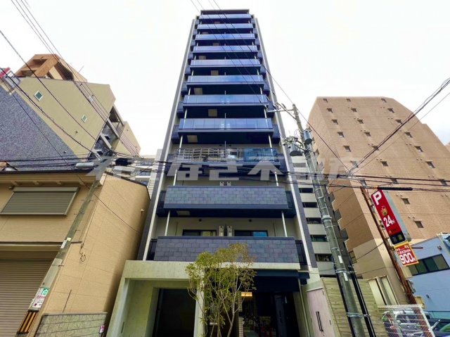 シーズンフラッツ大手前の外観