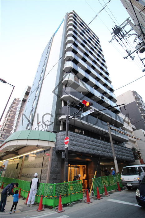 プレサンス松屋町グレースの外観