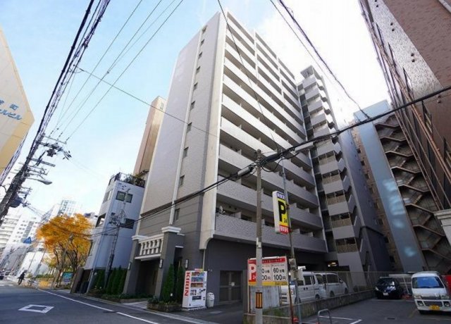 アーデン谷町の外観