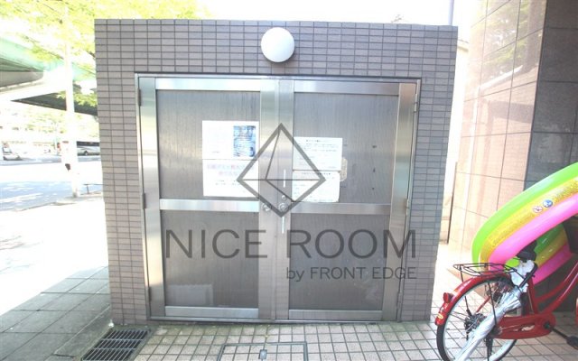 エスティライフ難波西 敷地内ゴミ置場 エスティライフ難波西 敷地内ゴミ置場