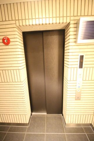 パークアクシス心斎橋 エレベーター パークアクシス心斎橋 エレベーター