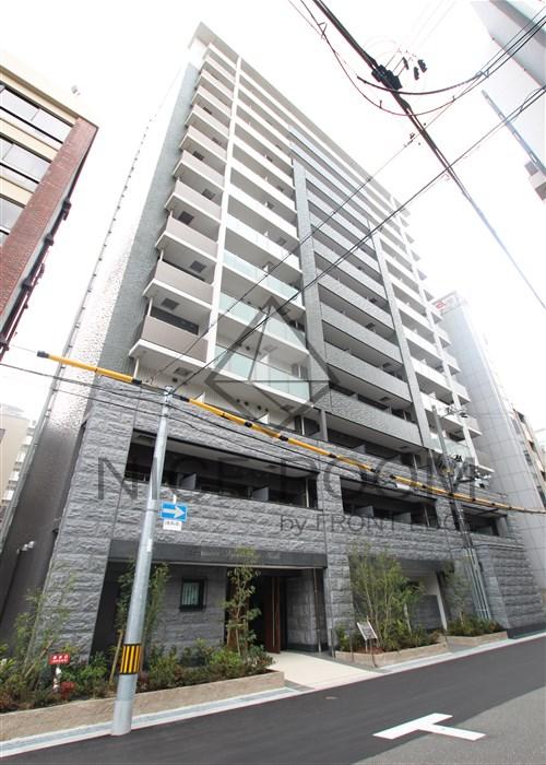 プレサンス京町堀ノースの外観