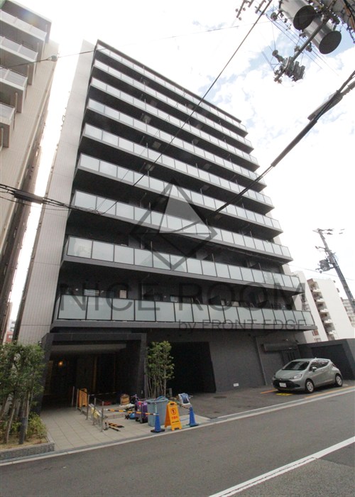 esteOeste難波元町の外観