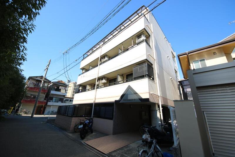 キャッスルコートの外観