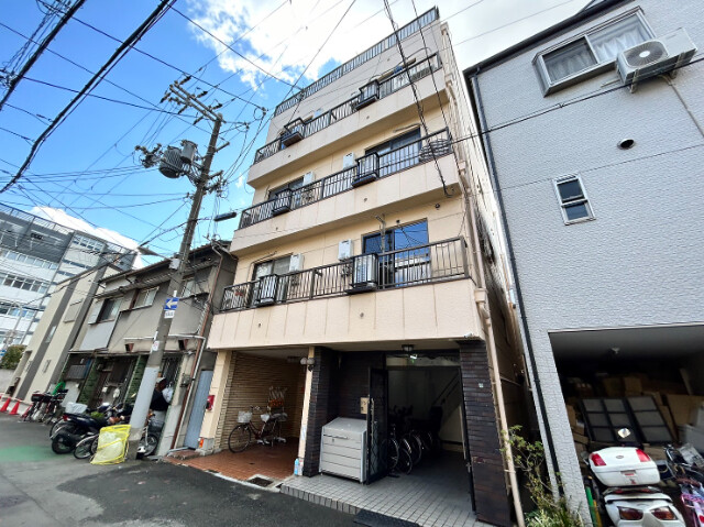 メゾン関目の外観