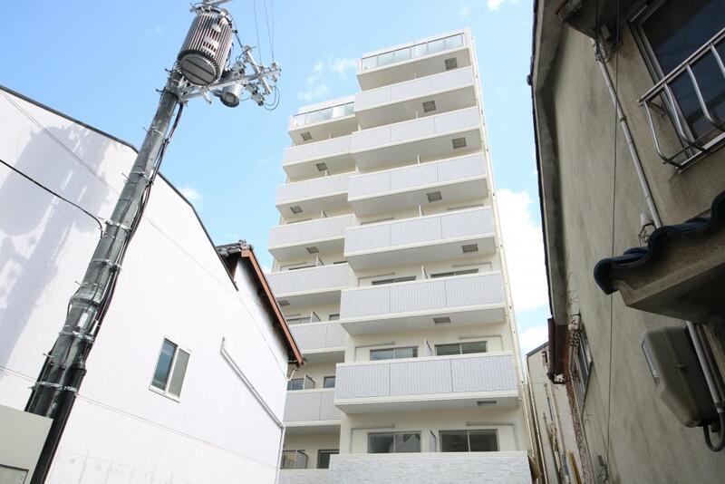 ブランシュ京橋の外観