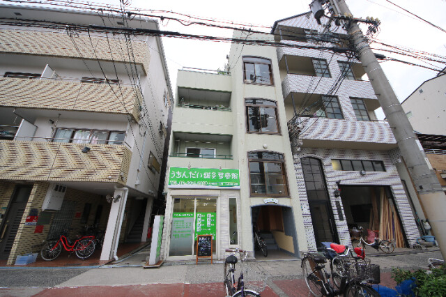 マンション君の外観