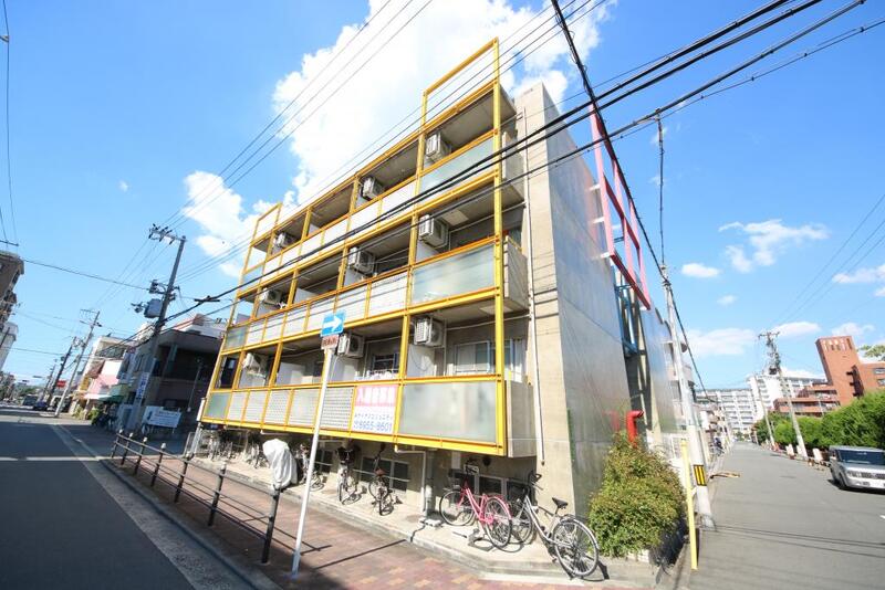 空心マンションの外観