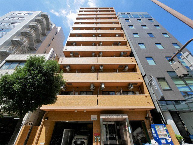 大阪市西区新町４丁目の賃貸マンションの外観