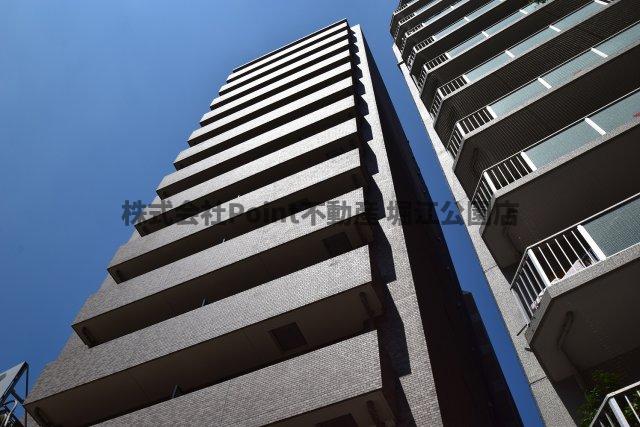 大阪市西区南堀江２丁目の賃貸マンションの外観