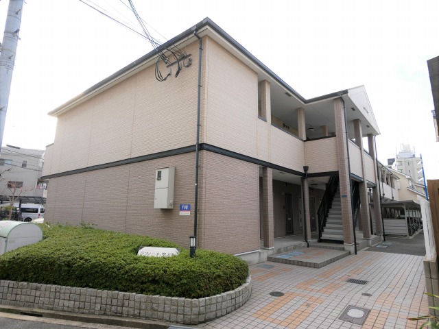 ラフィーネ聖天坂の外観