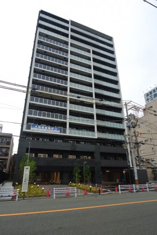 スワンズシティ新大阪ヴィーヴォの外観