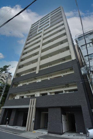 大阪市北区西天満６丁目の賃貸マンションの外観
