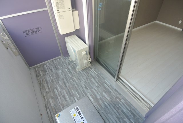 バルコニー バルコニー