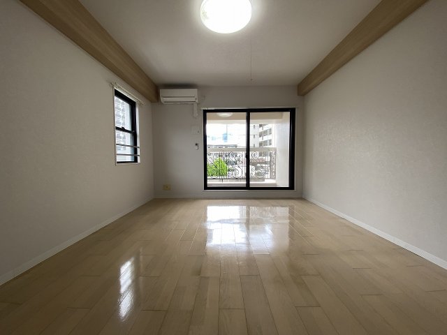 居間 居間