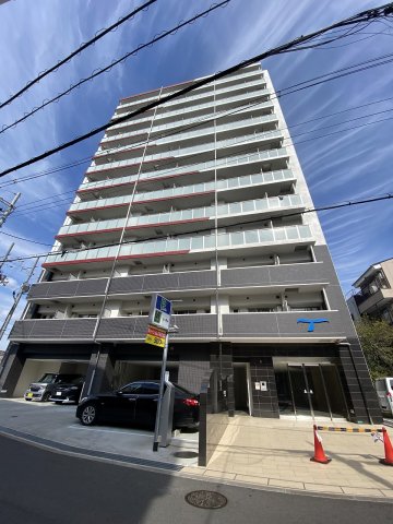 セレニテ十三ミラクの外観