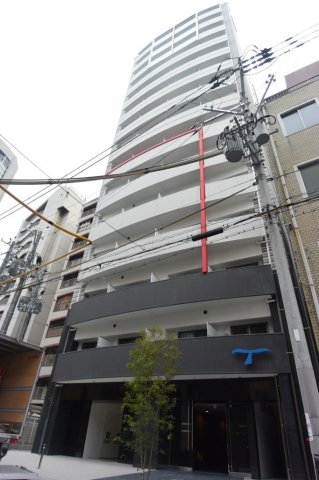 APRILE南森町の外観