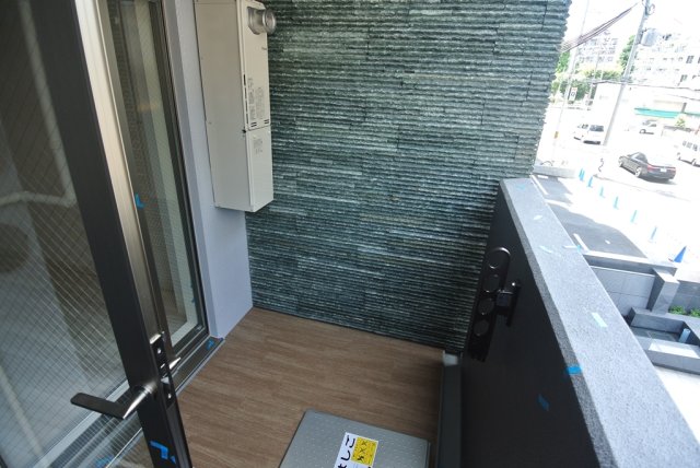 バルコニー バルコニー