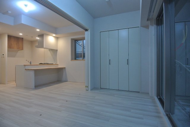 カラーパターンが異なる場合がございますので、写真はイメージとなります。